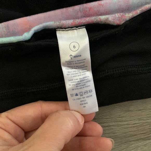 Ivivva Reversible Leggings (6) - Picture 5 of 6